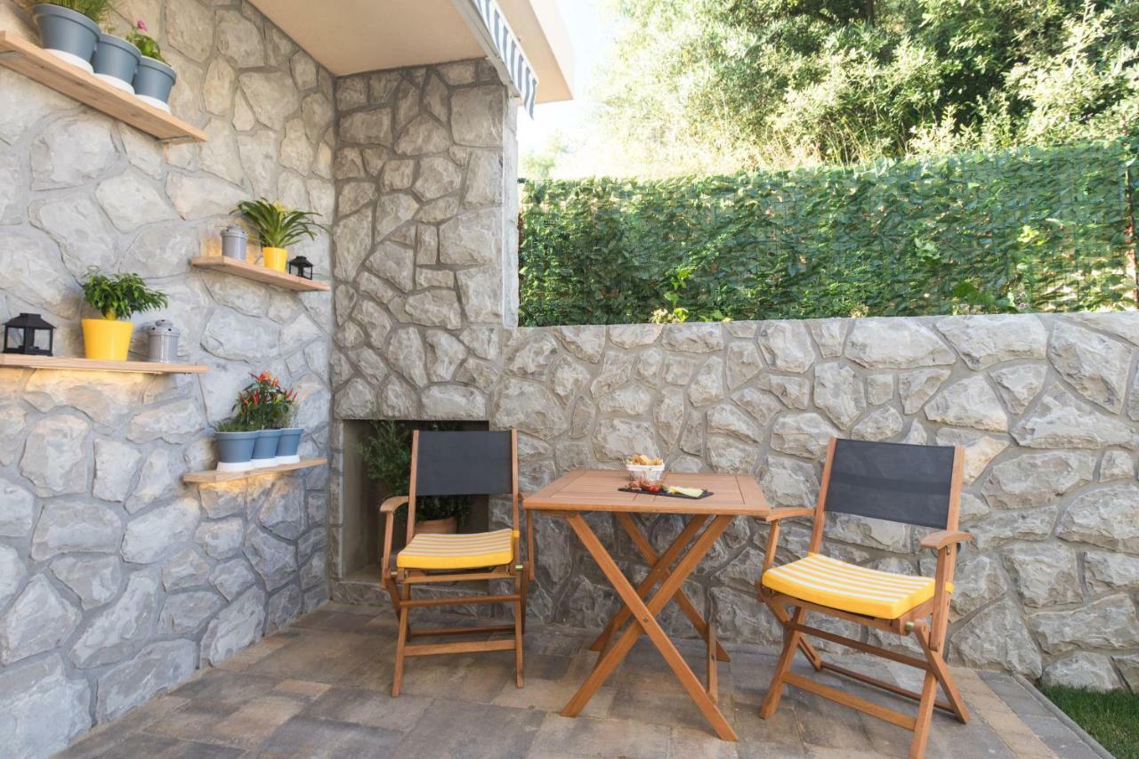 Studio Apartment Lucija Krk Town Eksteriør billede